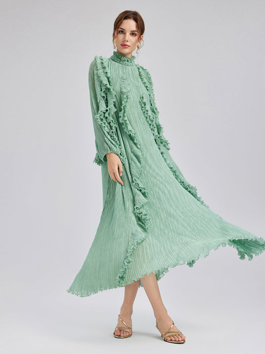 Yüksek Yakalı Pileli Fırfırlı Elbise